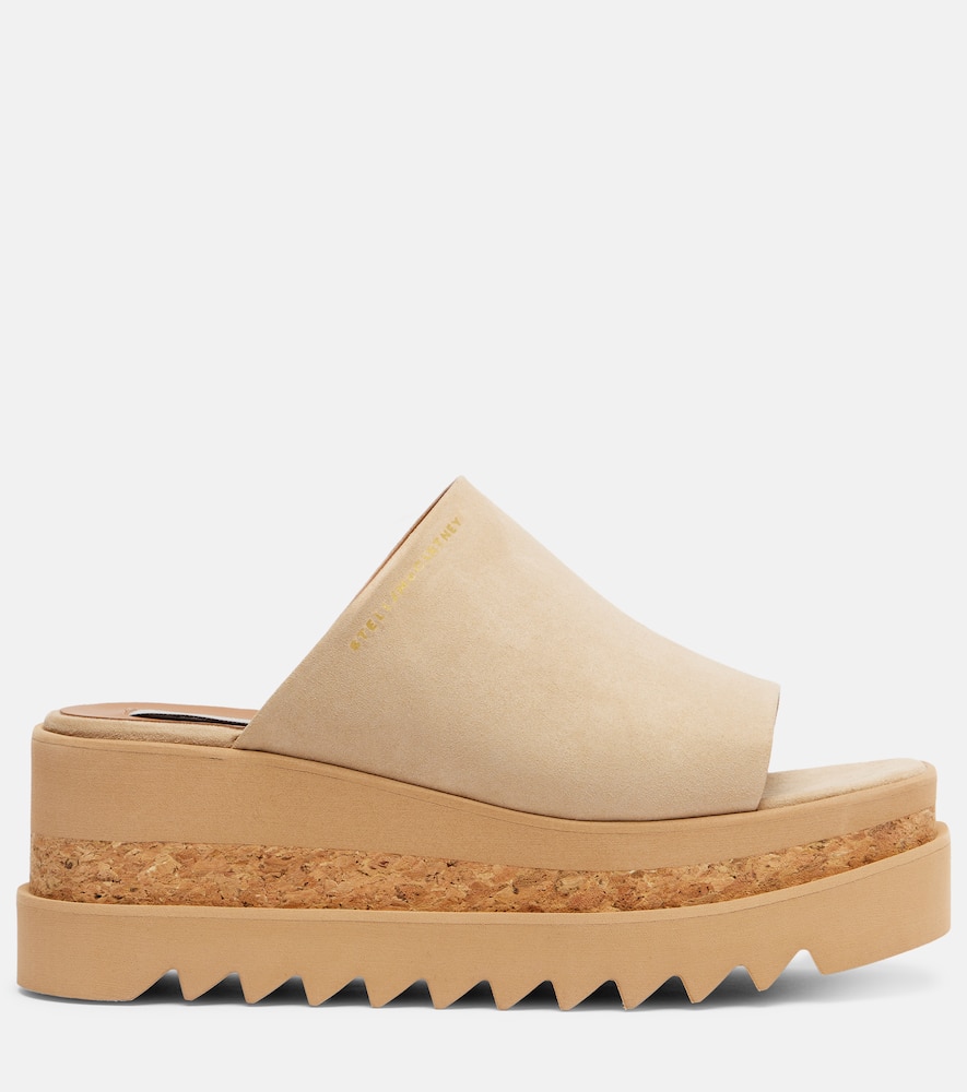Sneak Elyse platform mules