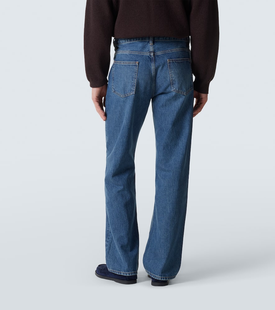 Relaxed distressed straight jeans