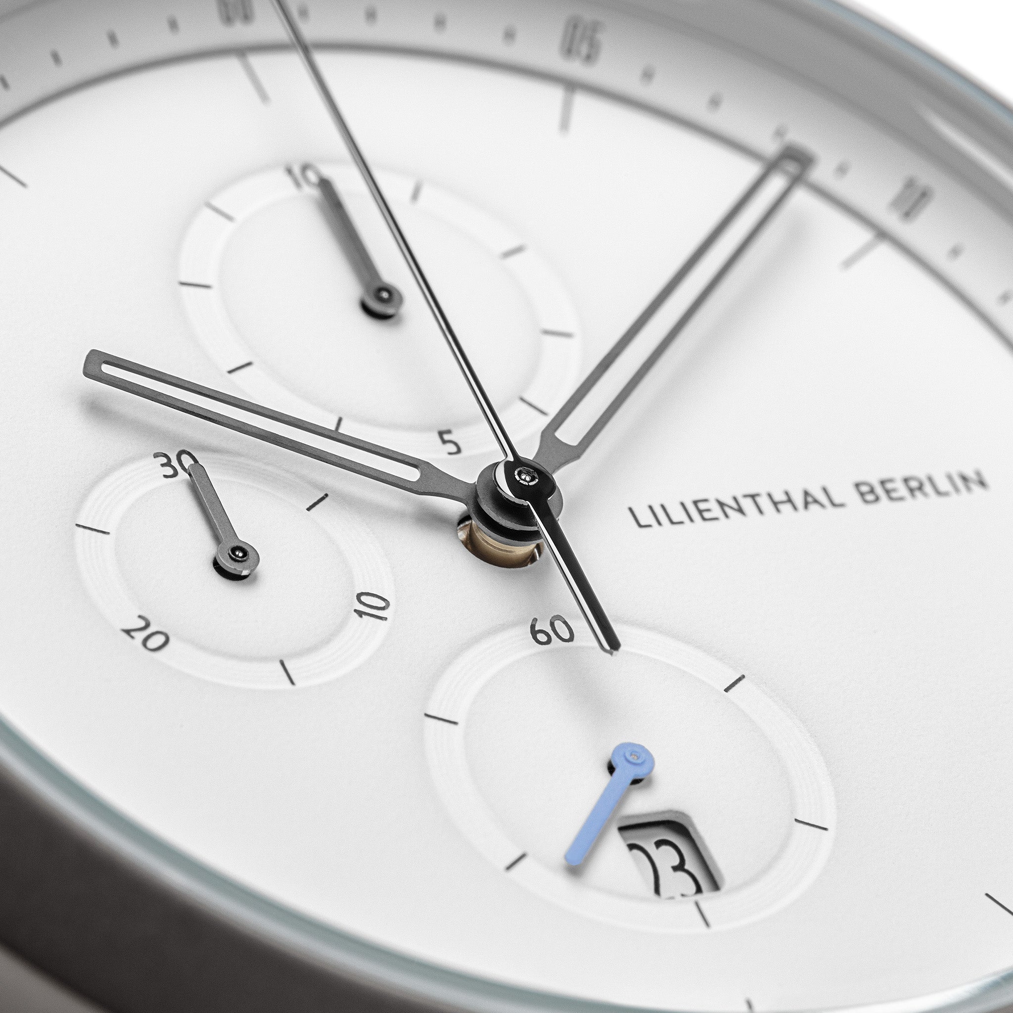 Chronograph - Dark Silver White