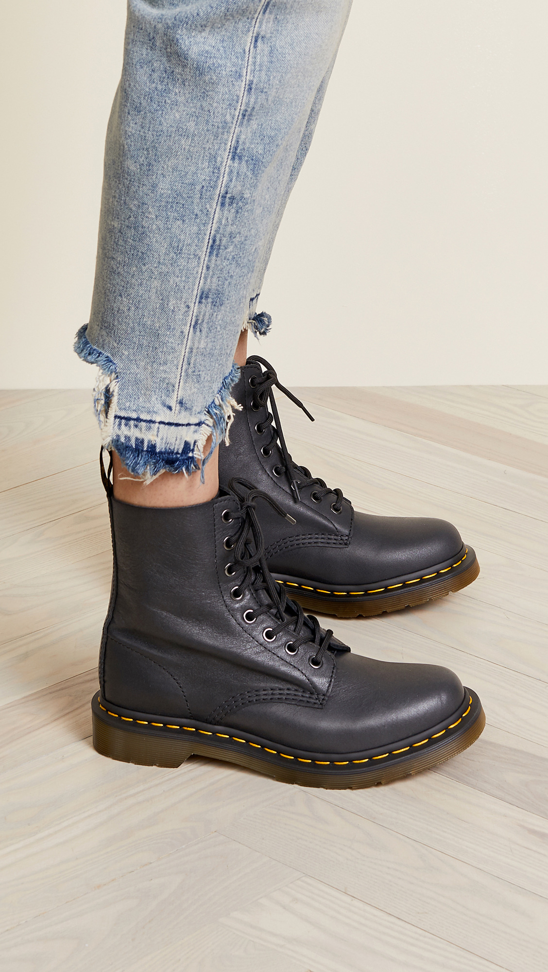 1460 Pascal Virginia 8 Eye Boots