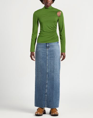 Woman T