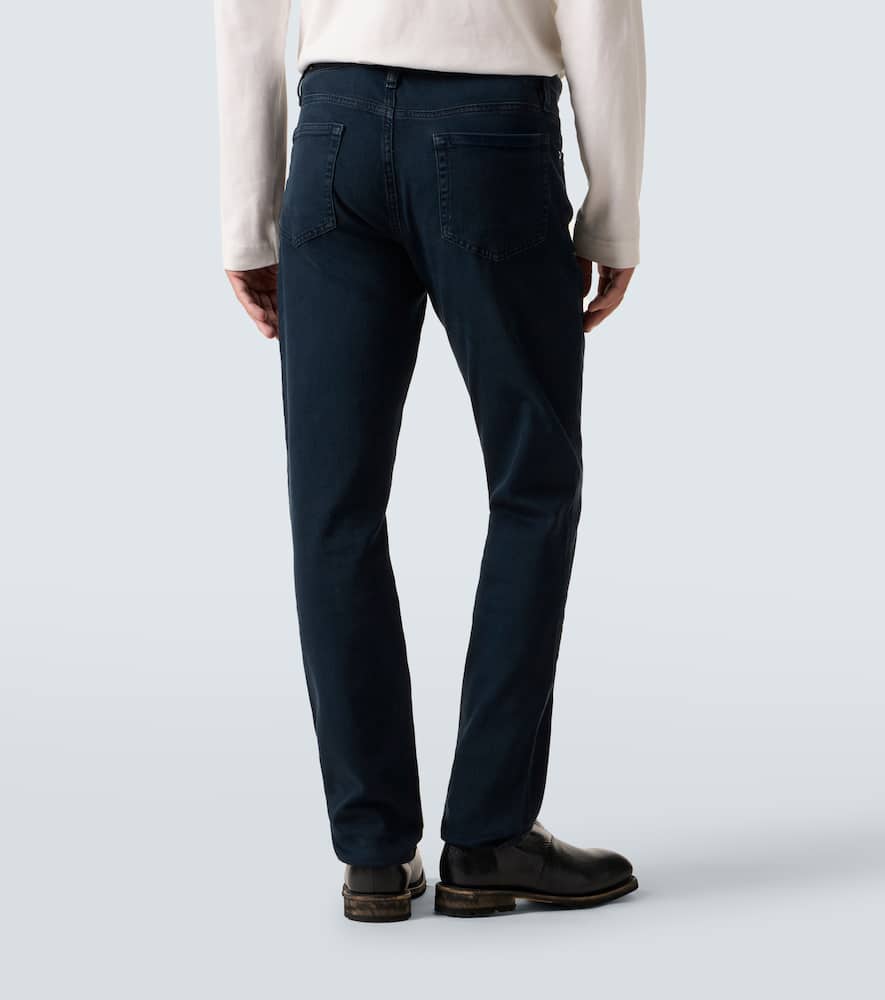 Modern straight jeans
