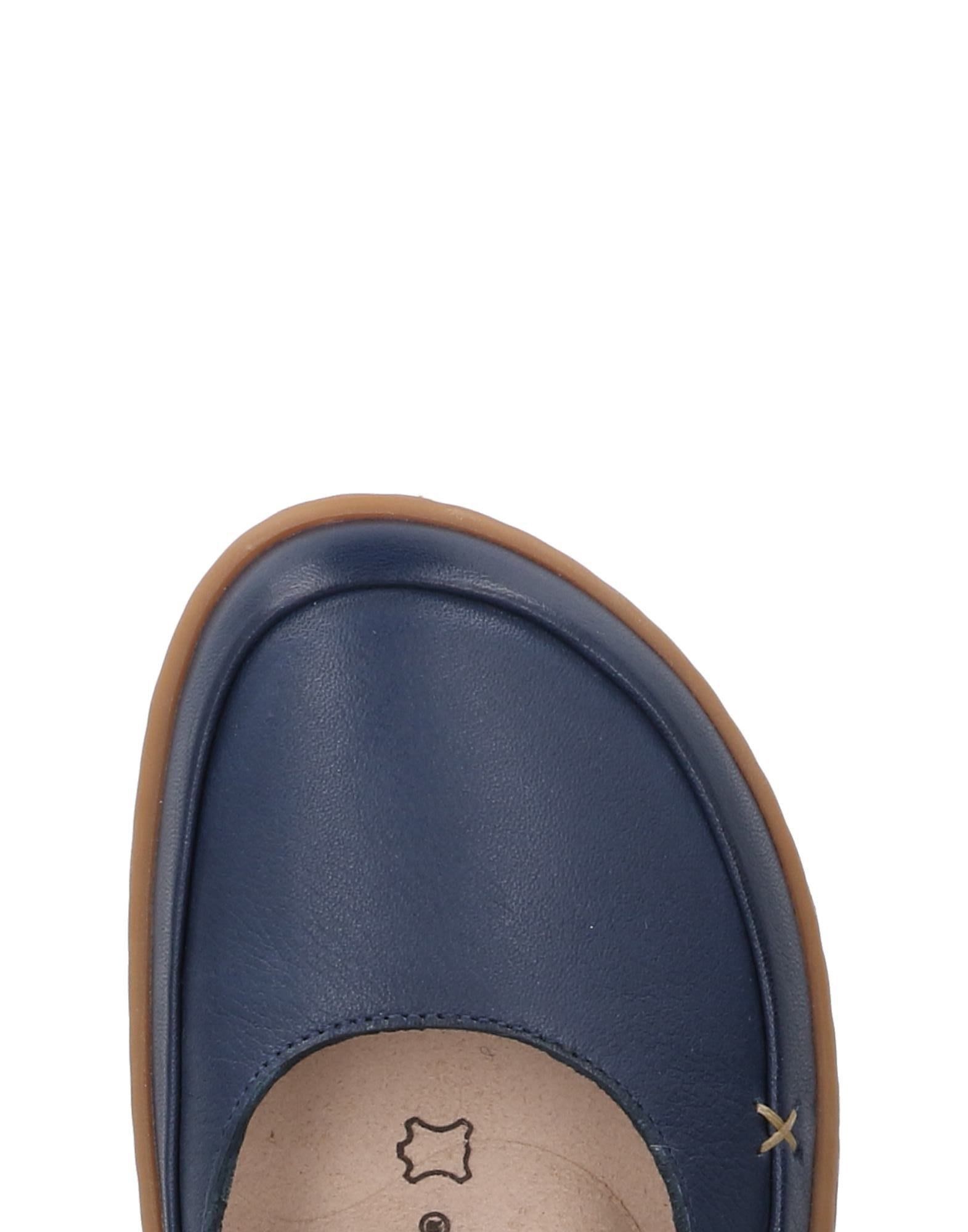 Ballet flats 