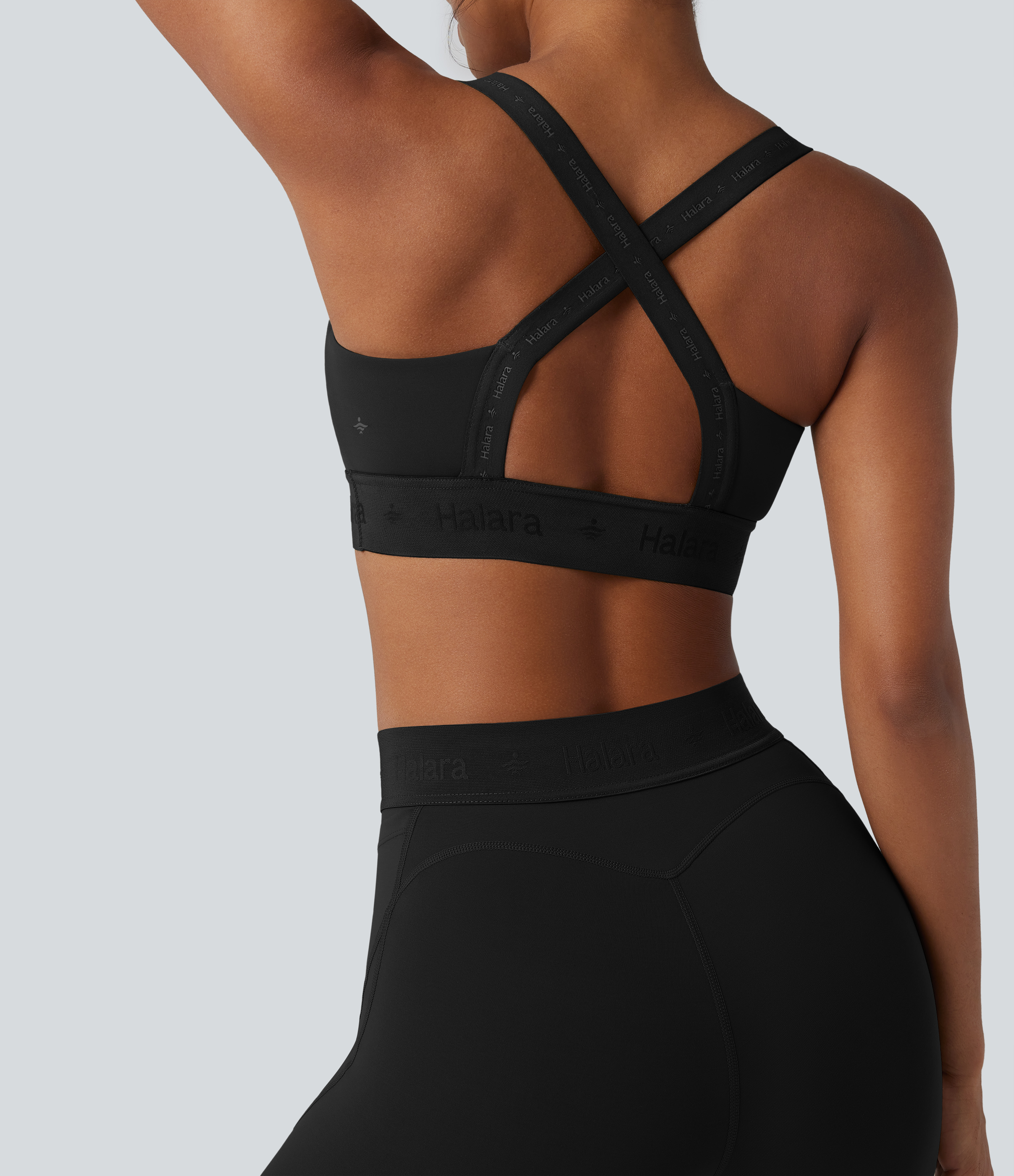 SpeedWave™ Medium Support Quick Dry Running Sports Bra  - Black