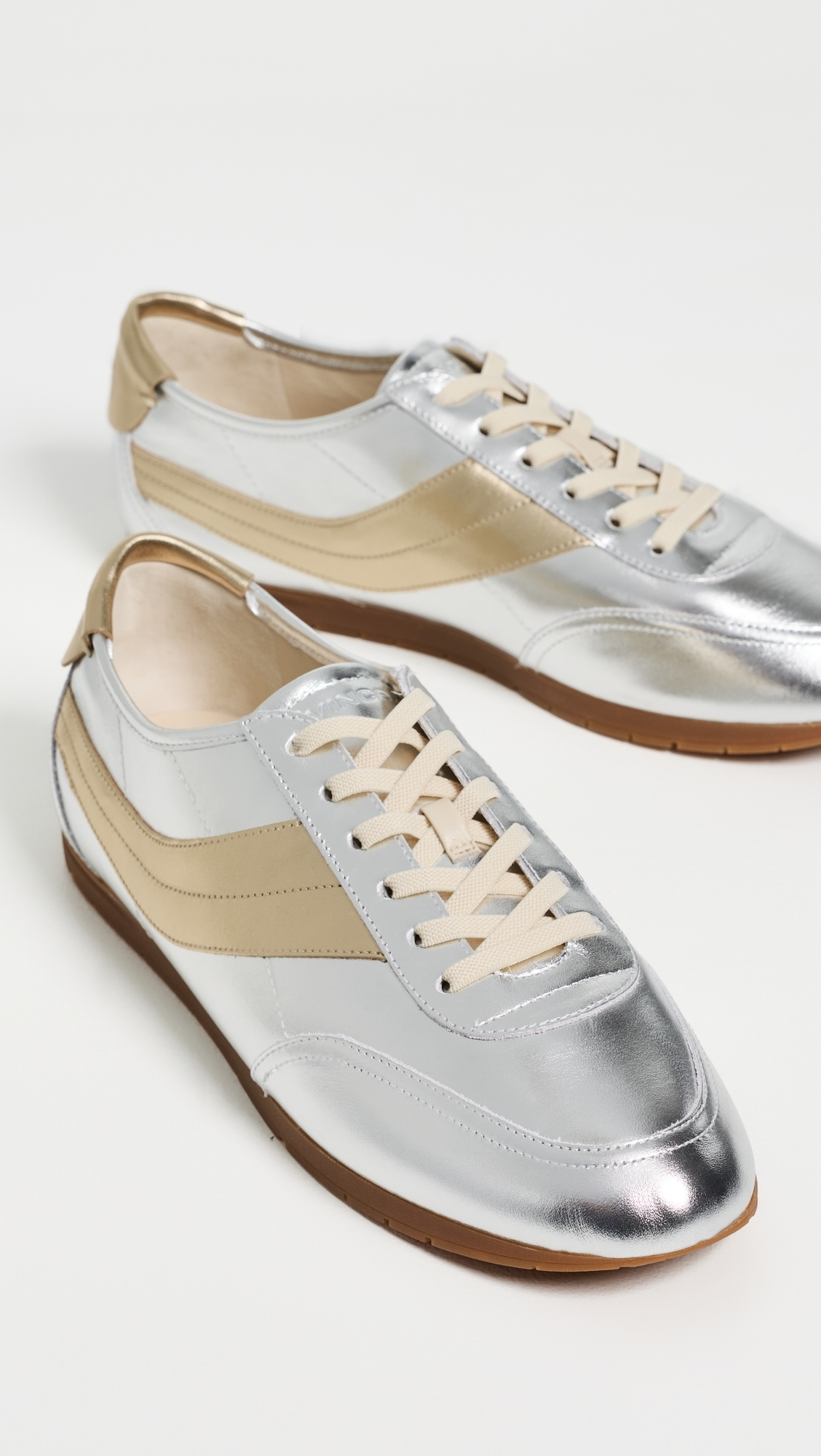 La Runner Sneakers Silver