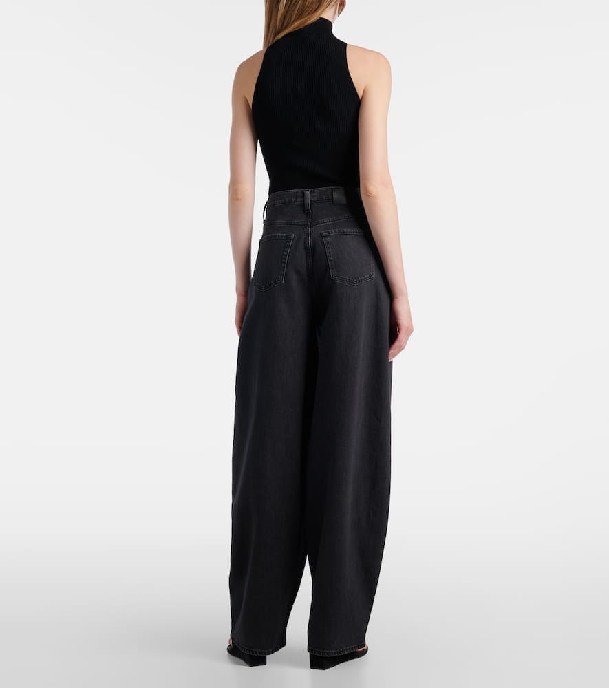 Balloon barrel-leg jeans