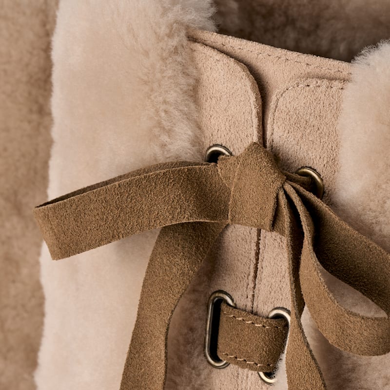 ® Women's Après City Tall Sheepskin in Moonlight