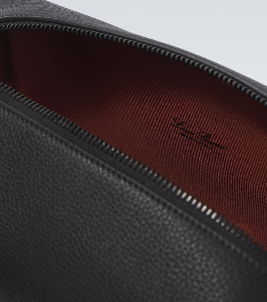 Extra Medium leather toiletry bag