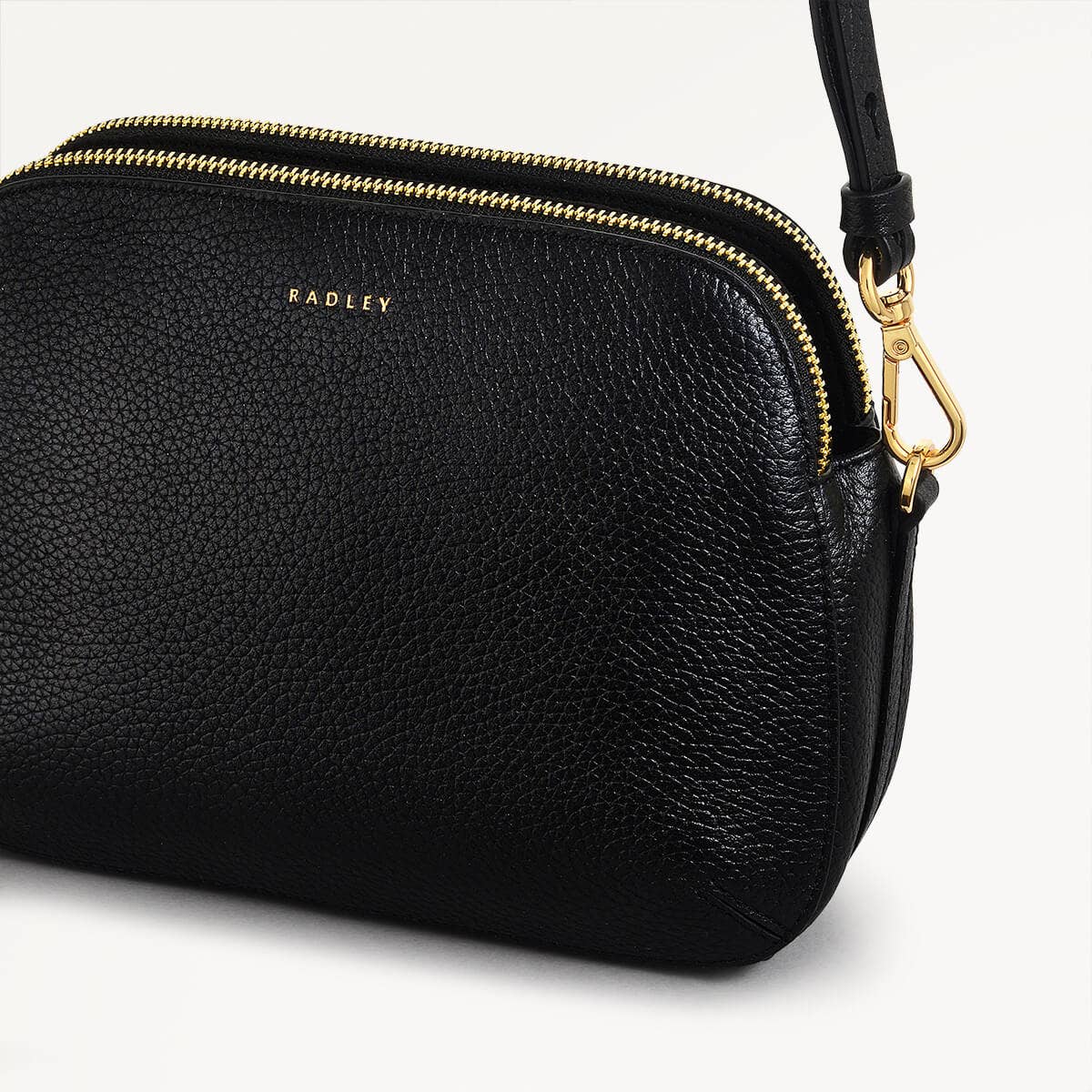 Womens Leather Dukes Place Medium Ziptop Crossbody - Black Medium