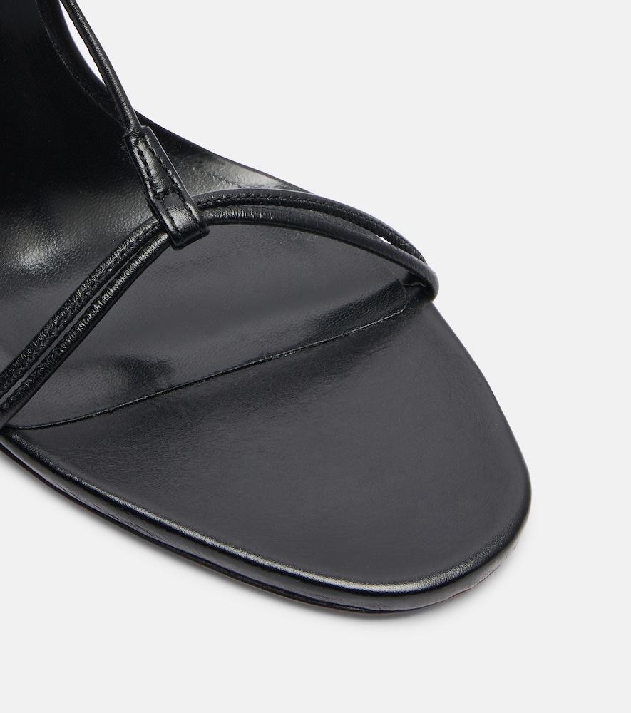 Mixer leather sandals