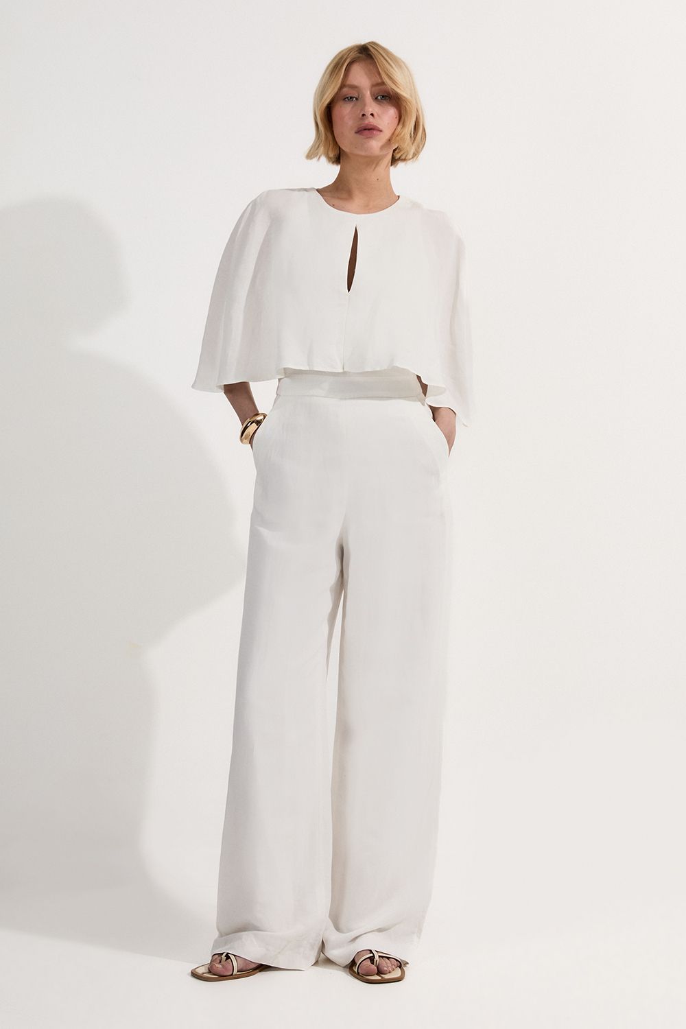 Karen Millen Womens Premium Tailored Linen Drama Cape Jumpsuit - White