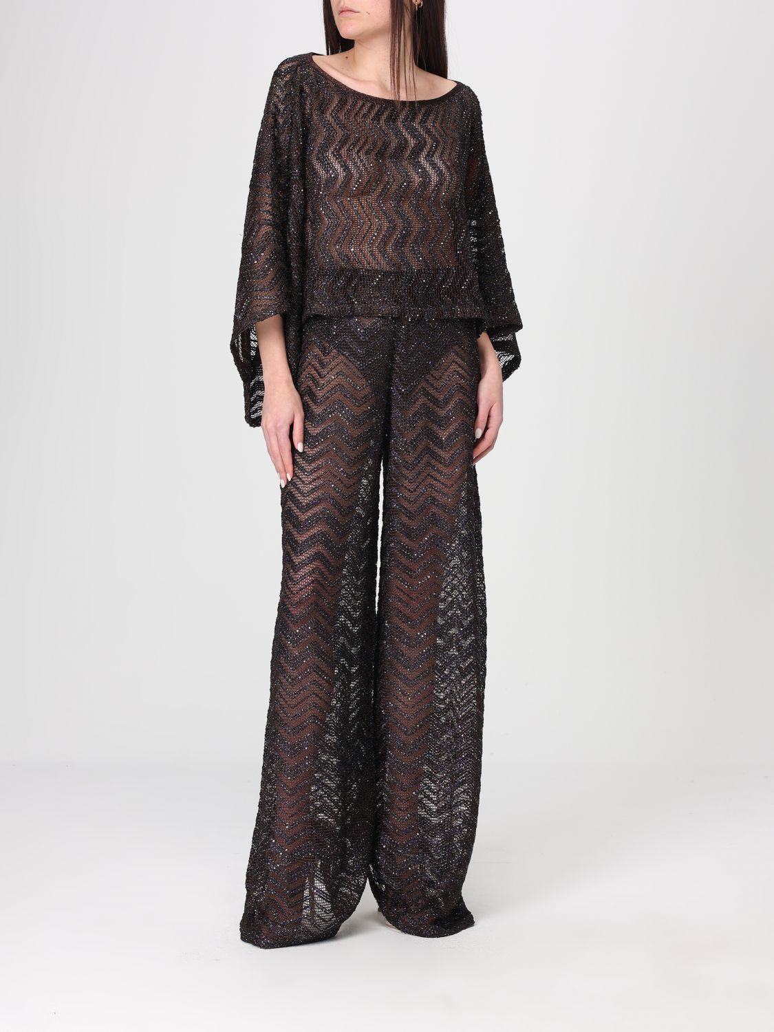 Top Woman color Brown