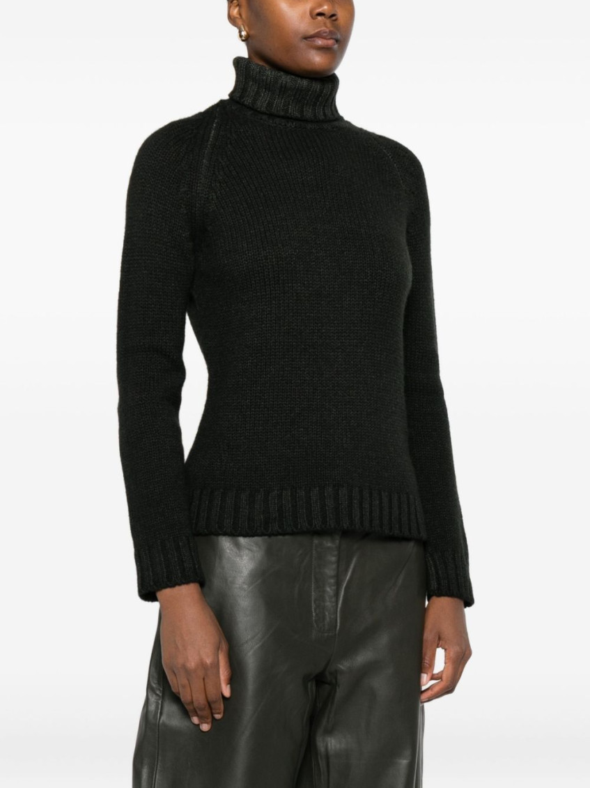 Wool Turtle-Neck Jumper