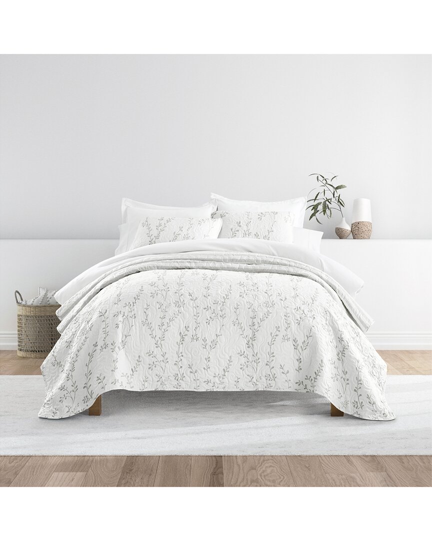 All Season Sprouting Vines Stripe Reversible Quilt Set