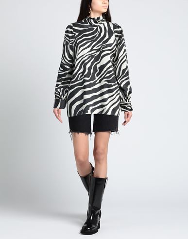 Woman Top Black