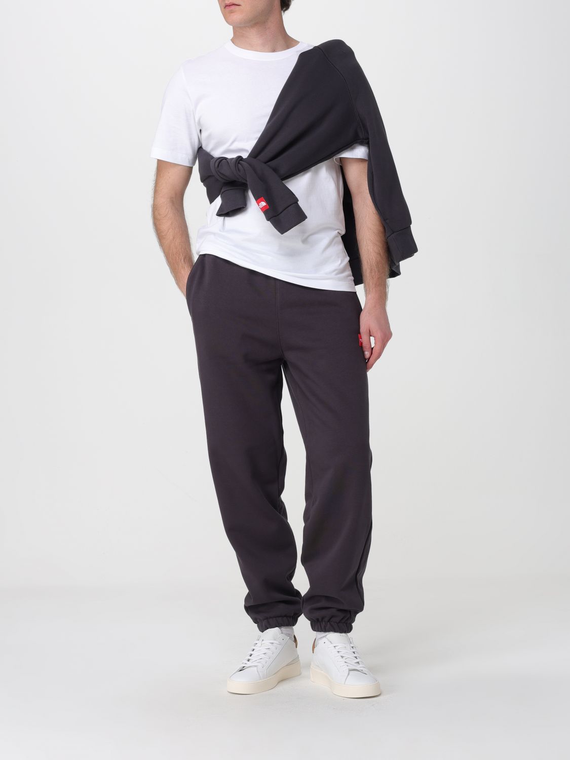 T-Shirt Men color White