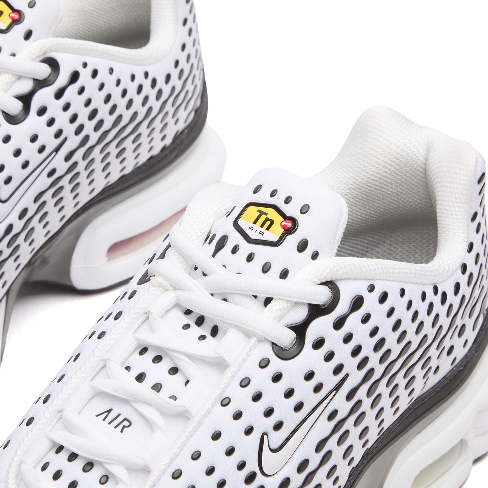 Men's Air Max Plus Vii Sneaker White/Black/Grey