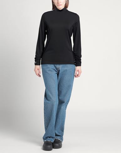Woman T