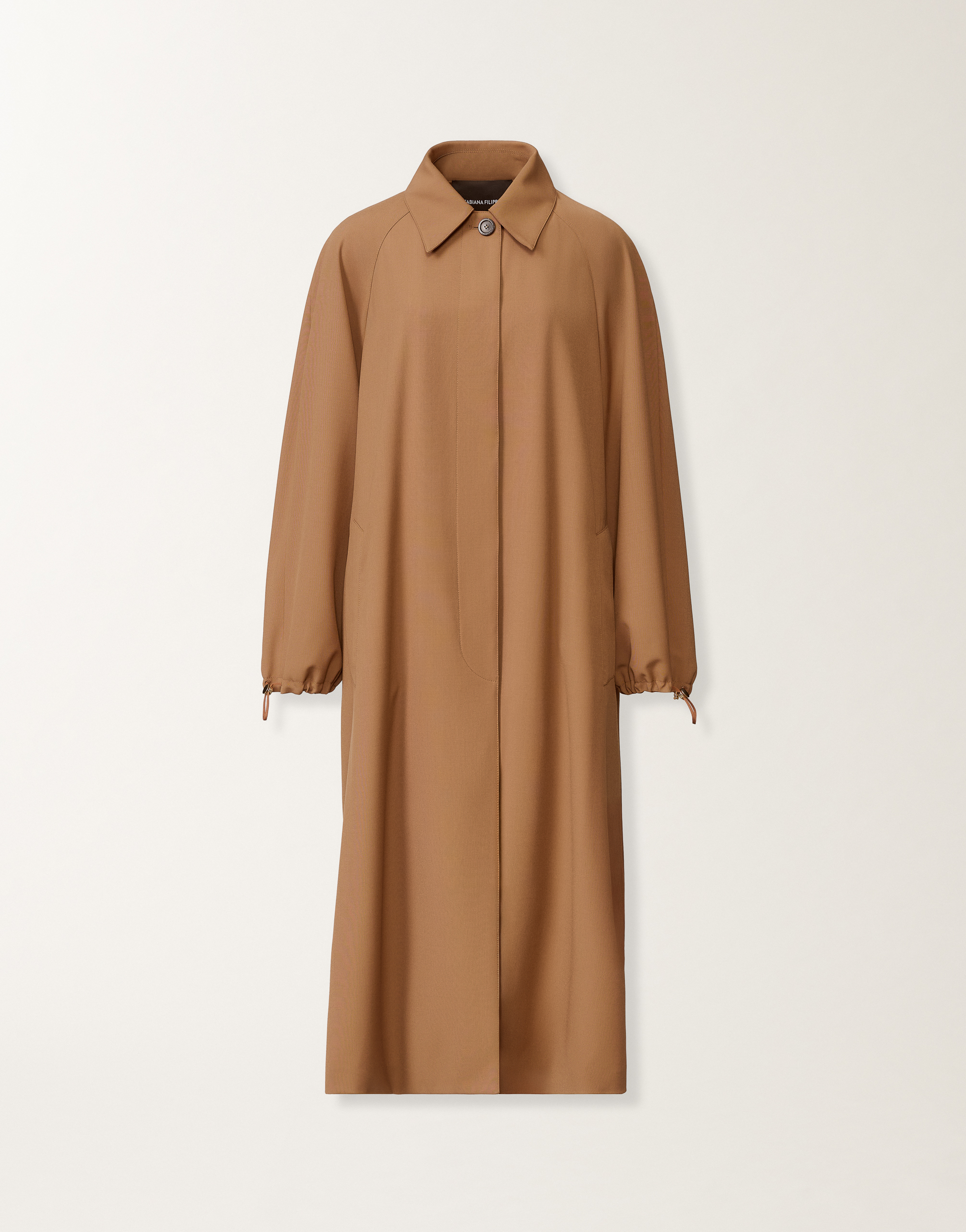 Coat in techno tailoring, wicker