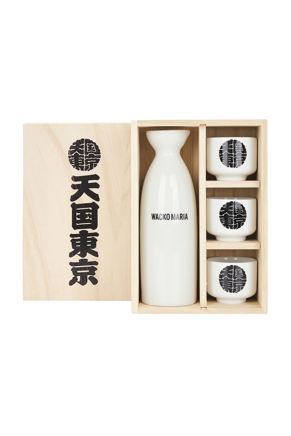 WACKO MARIA Sake Bottle & Cup in White - White. a