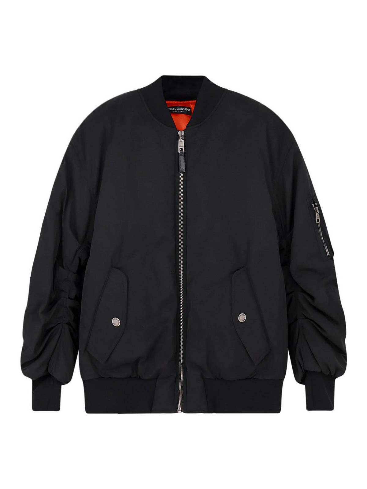 Nylon jacket with wrinkled effect