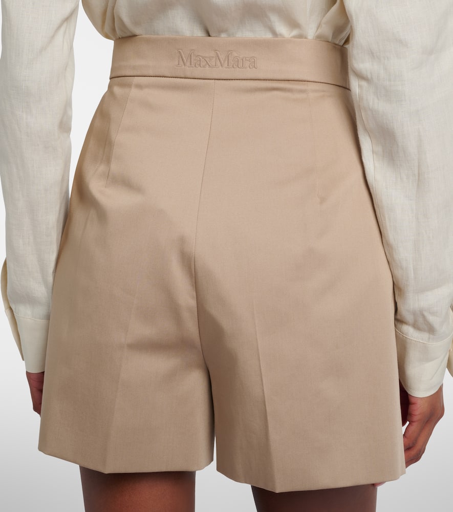 Tabacco pleated cotton-blend shorts