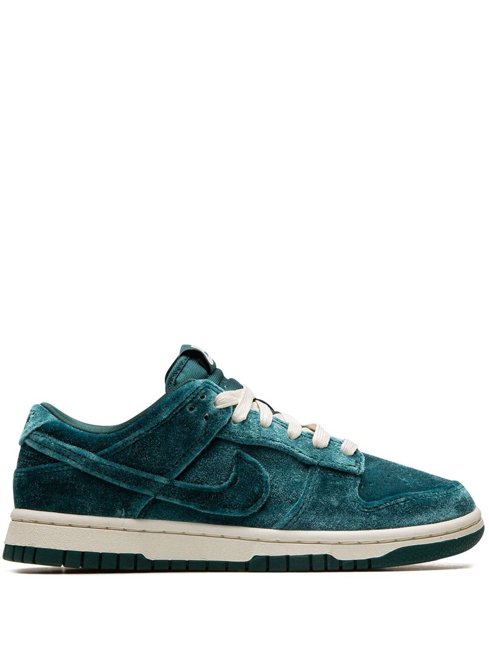 Dunk Low "Green Velvet" sneakers