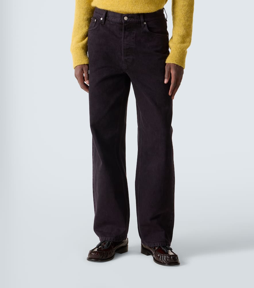 Wide-leg jeans