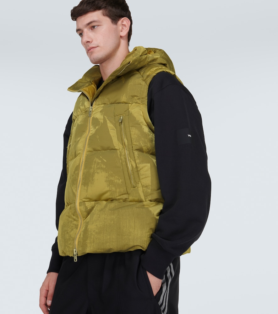 Trompe-l'ail down vest