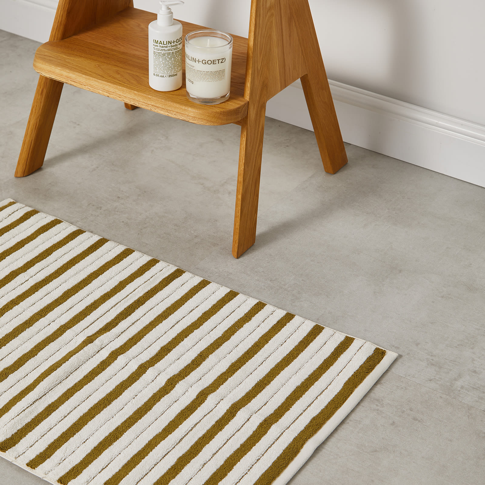 Echo Bath Mat in Caper/Chalk