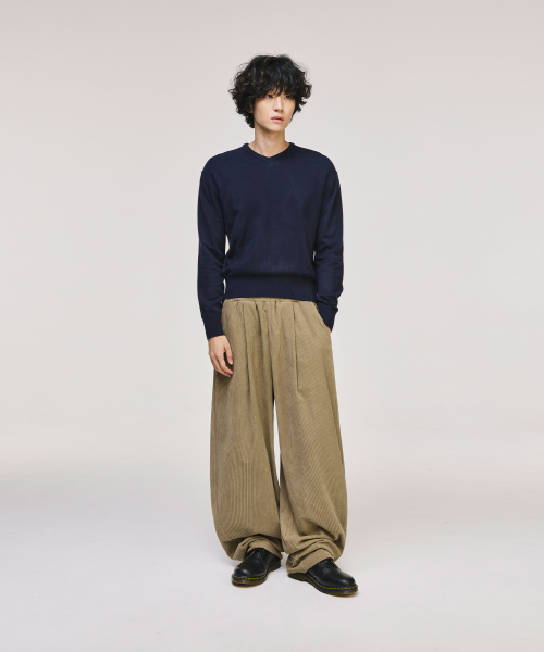 Curved Corduroy Banding Pants