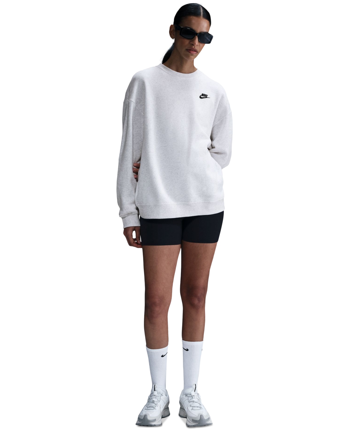 Sportswear Women's Club Fleece Loose Crewneck Sweatshirt - B Hthr/bla
