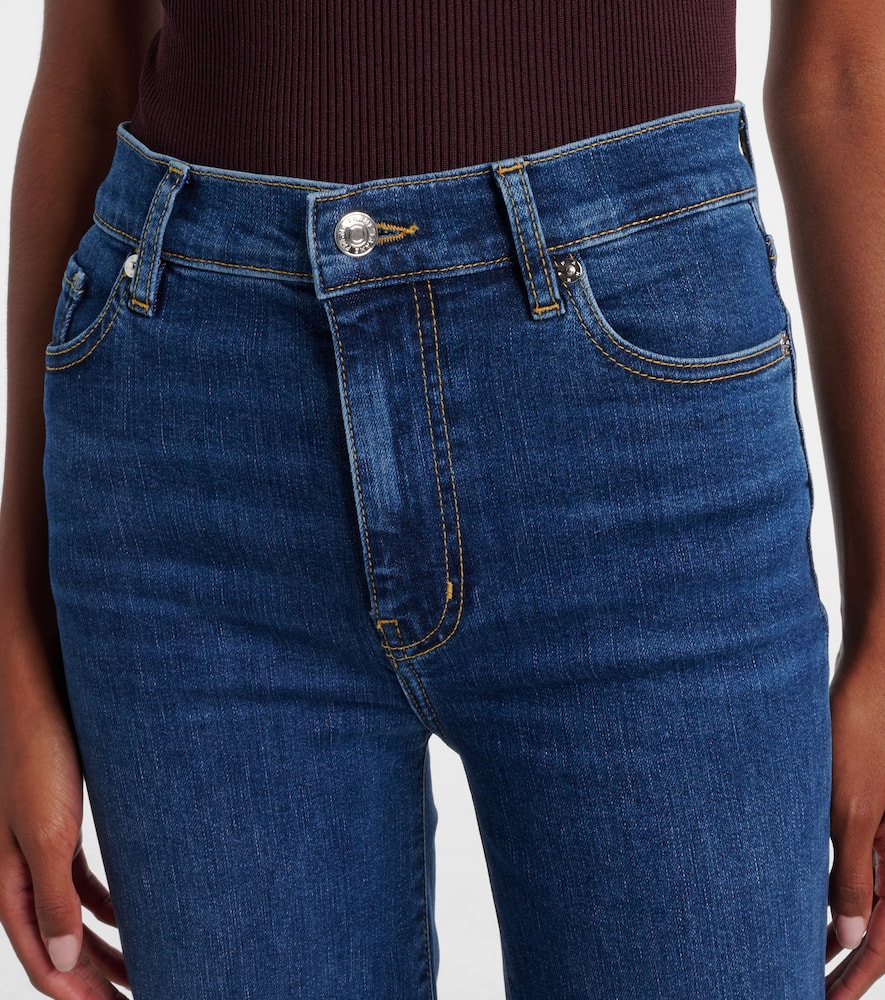 Sleek flared jeans