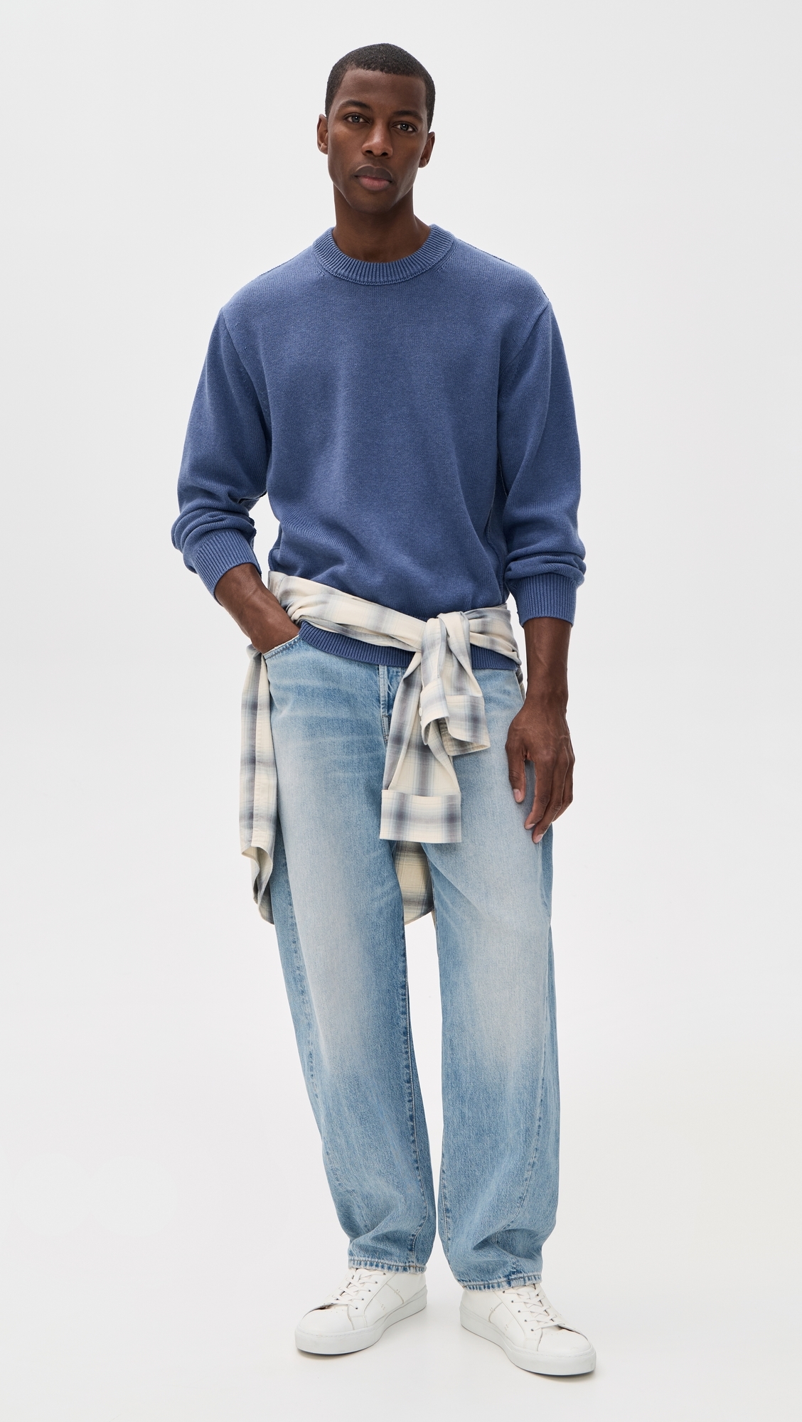 Gabriel Crew Neck Sweater In Cotton Linen Worn Denim