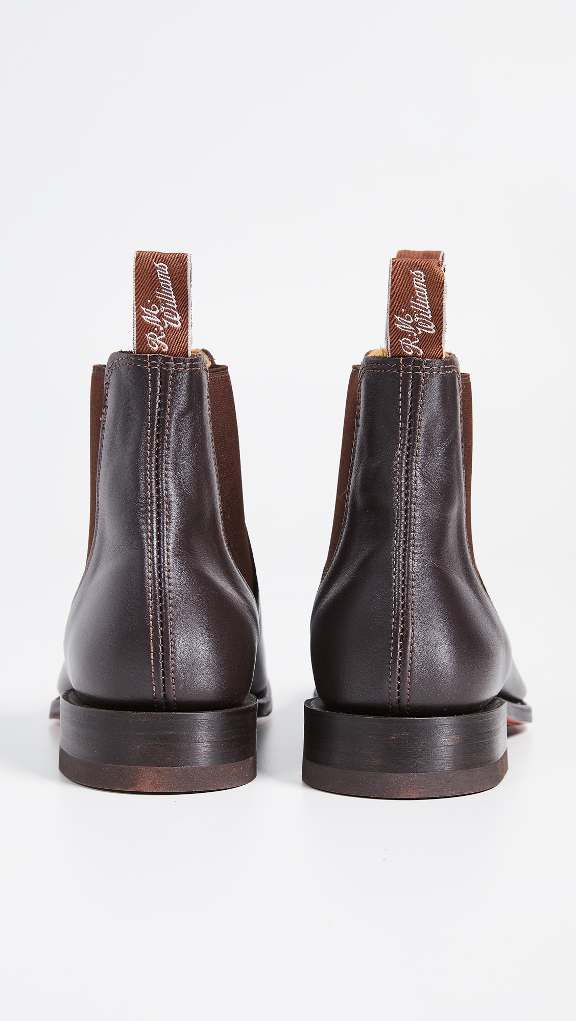 R. M. Williams Classic RM Leather Chelsea Boots Chestnut