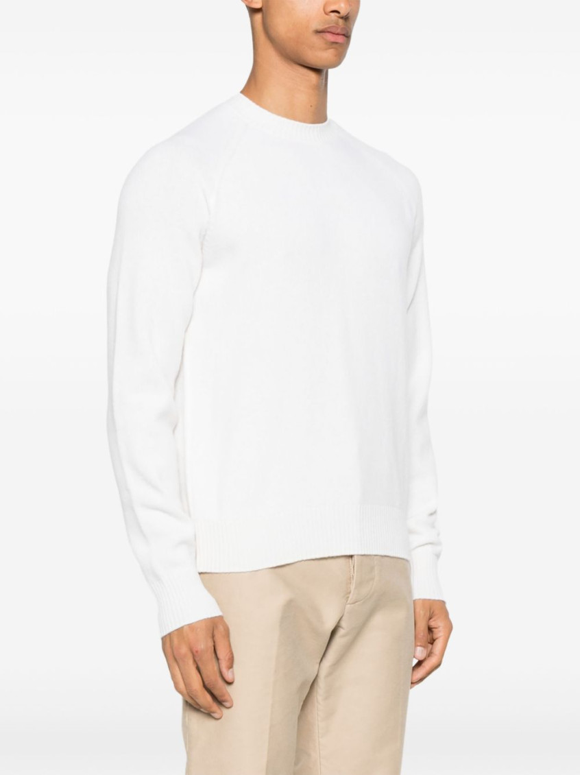 White Long Sleeves Sweater
