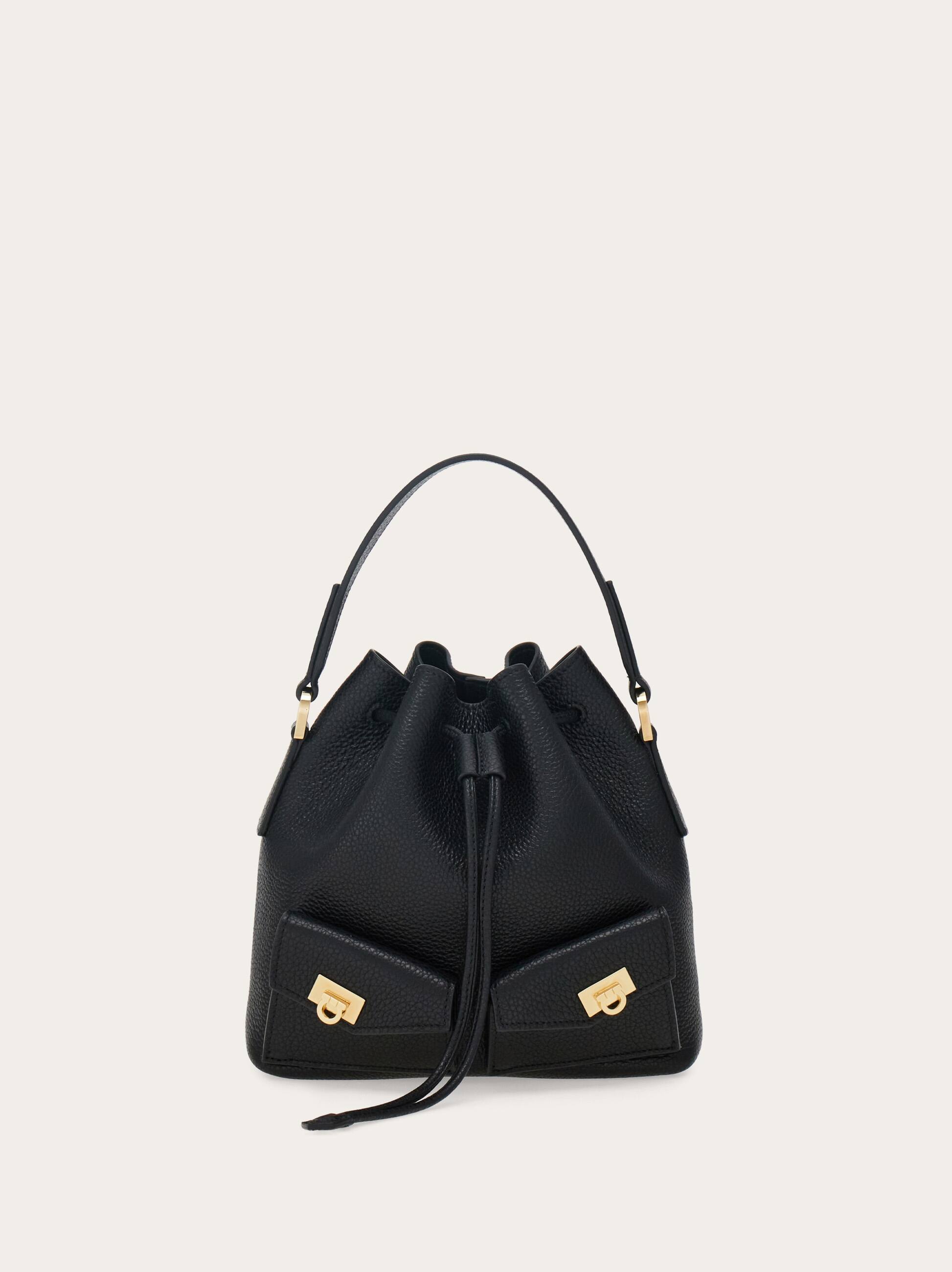 Women Multipocket bucket bag Black