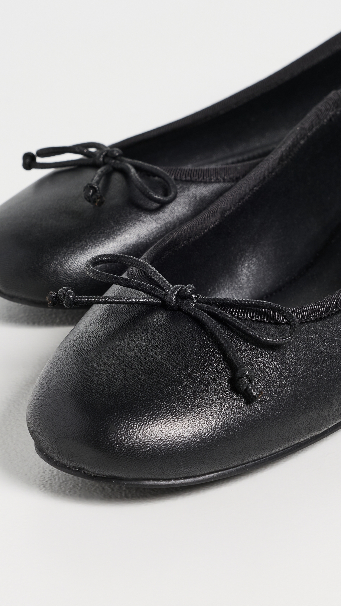 Comma Ballet Flats Black Nappa