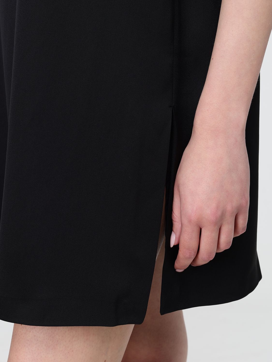 Top Woman color Black