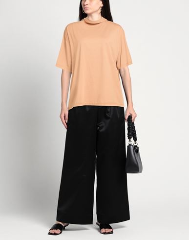 Woman T