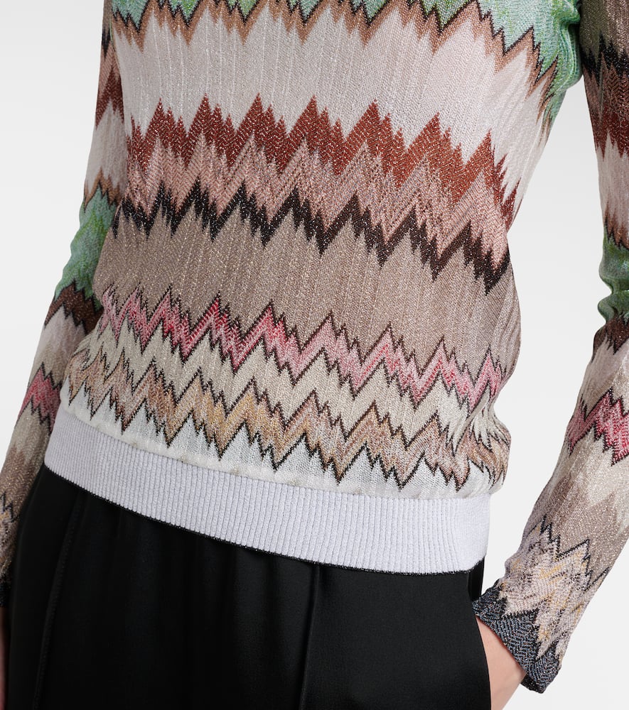 Zigzag lamé top