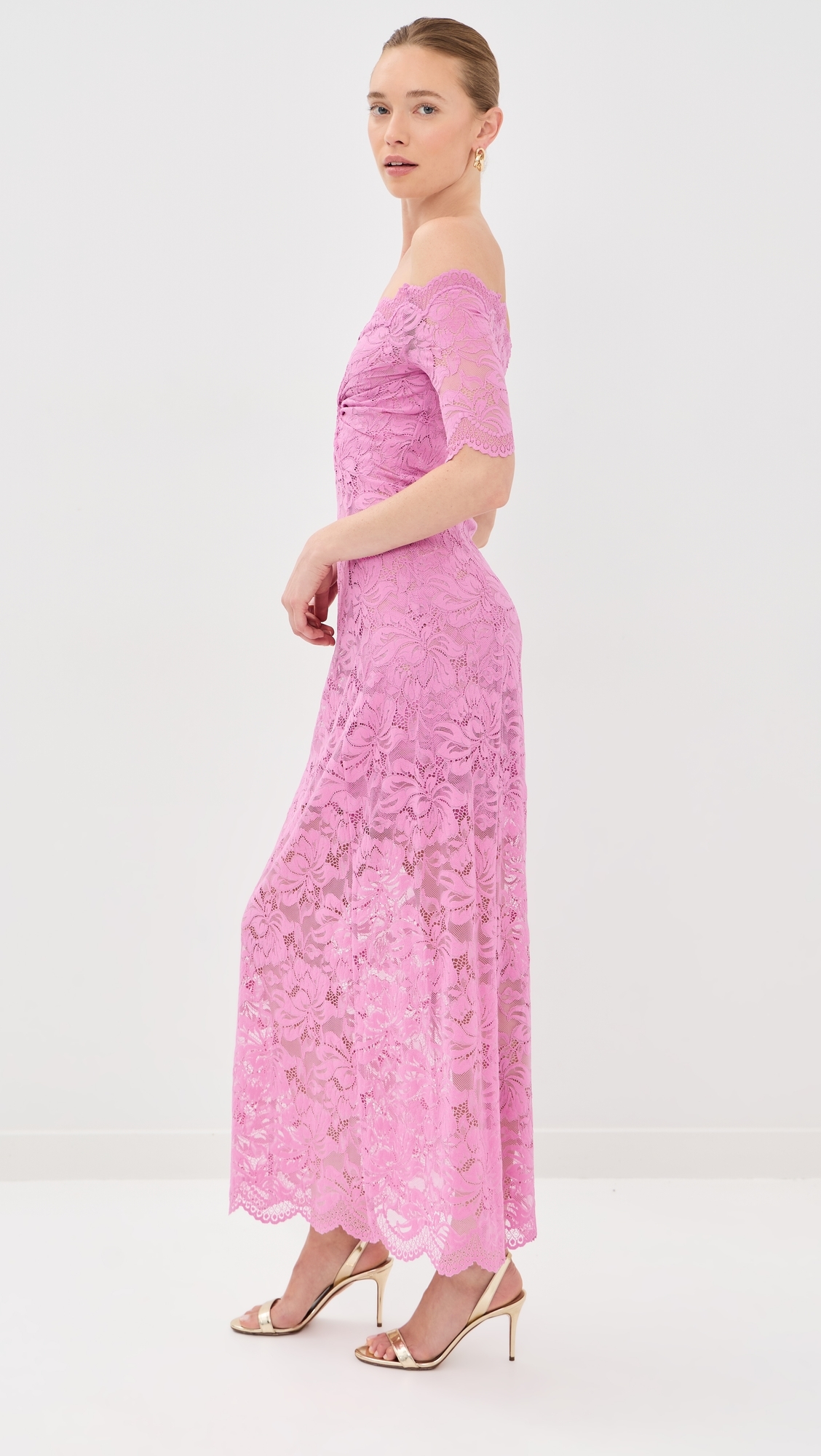 Long Dress In Lace Camelia Pink