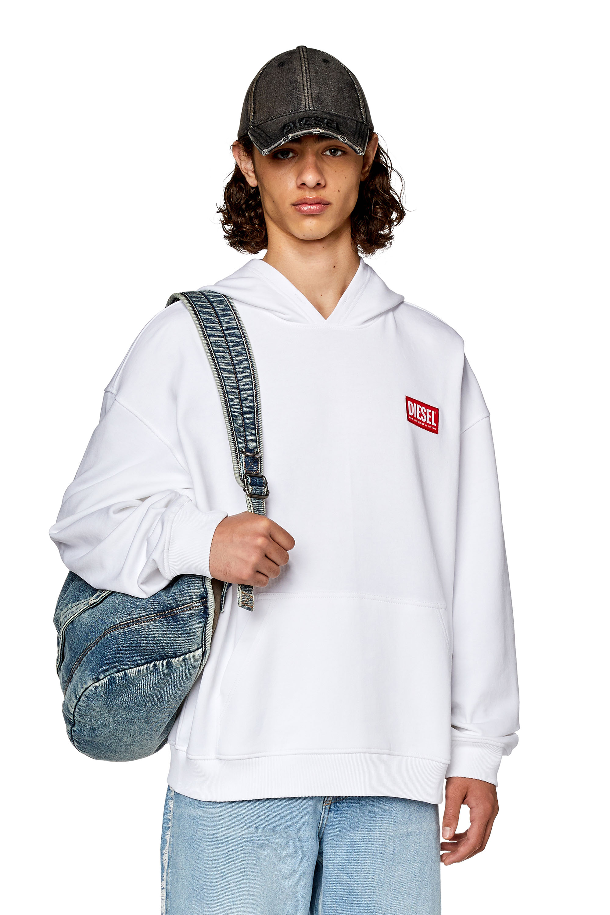 Hoodded Sweatshirt
