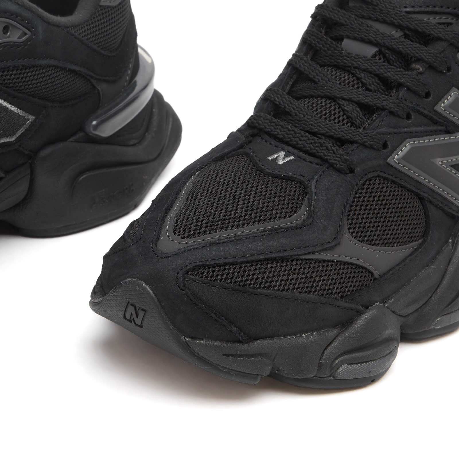 Men's U9060ZGE Sneakers in Black