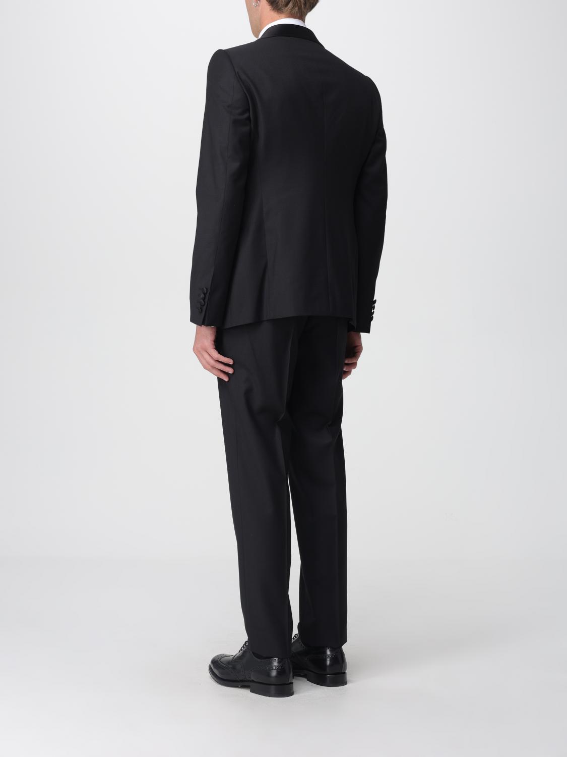 Suit Men color Blue