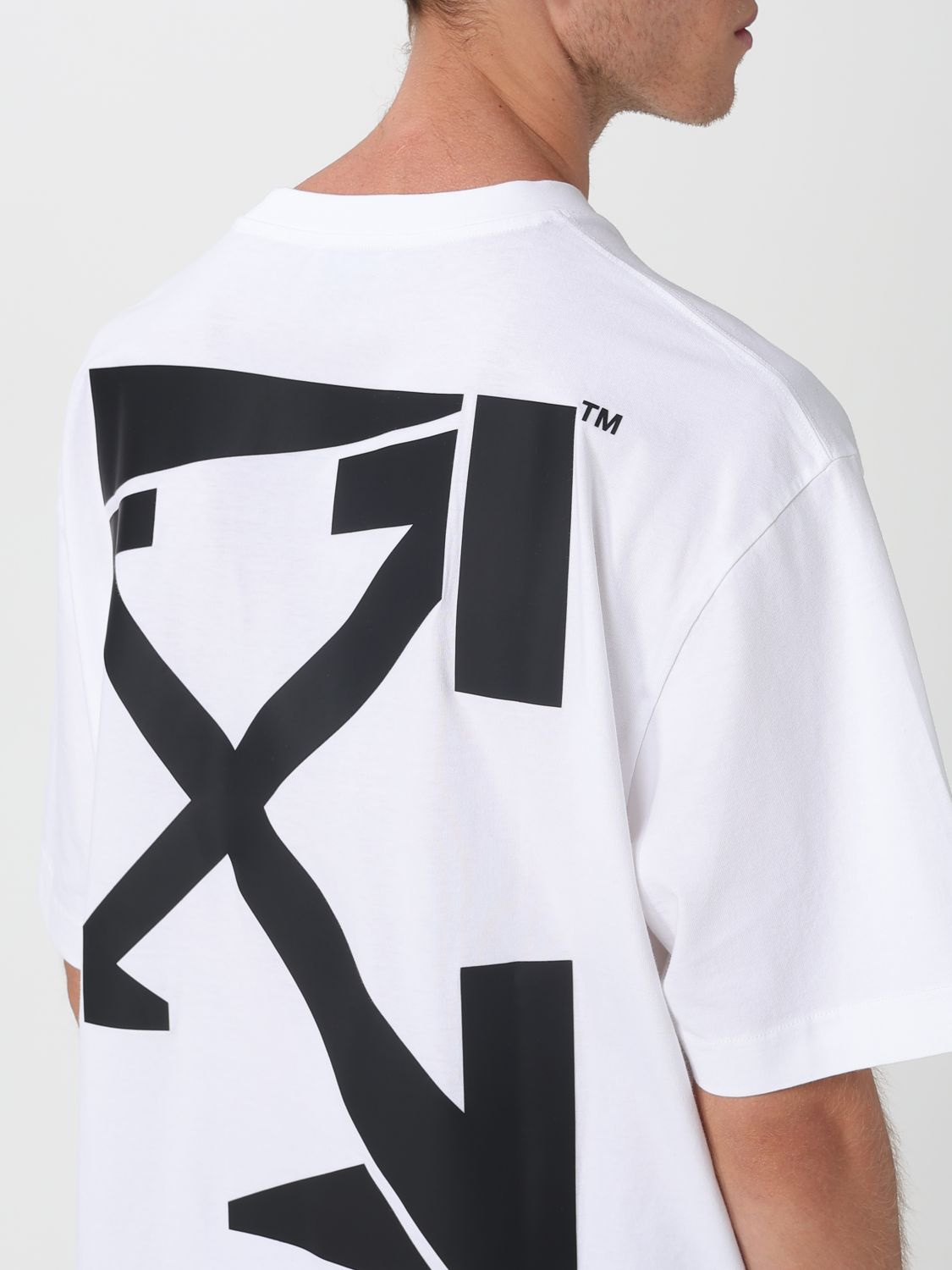 T-Shirt Men color White