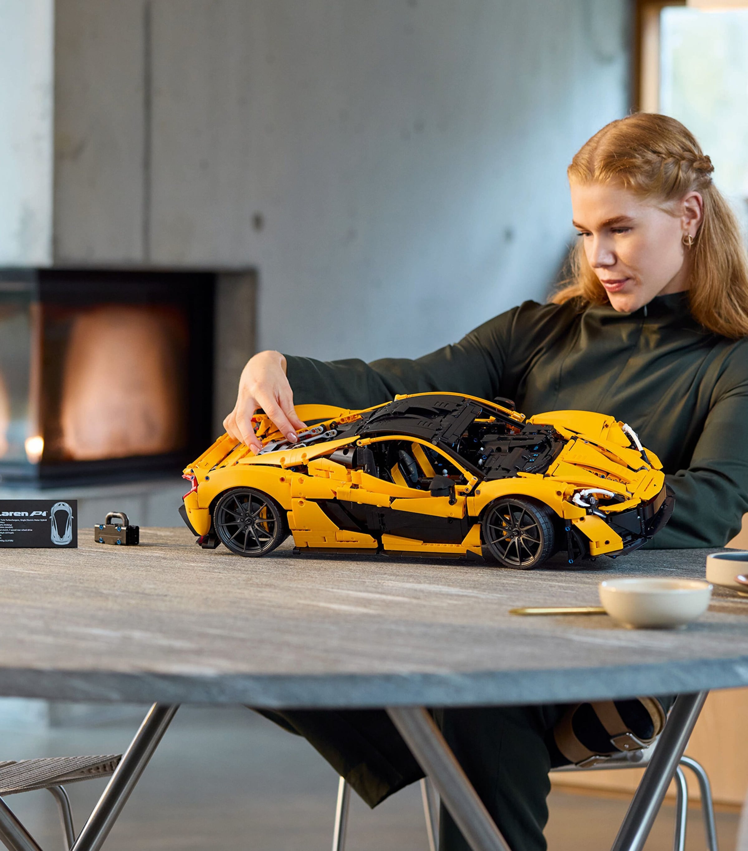 Technic McLaren P1 Model Car Set for Adults 42172