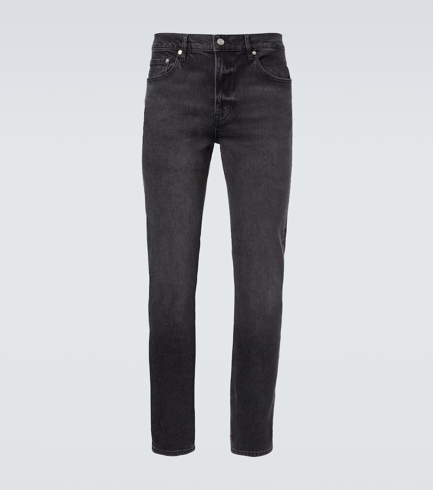 Modern straight jeans