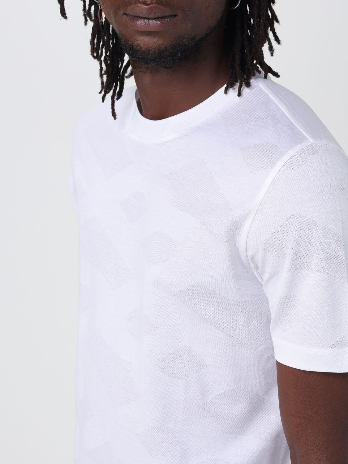 T-Shirt Men color White