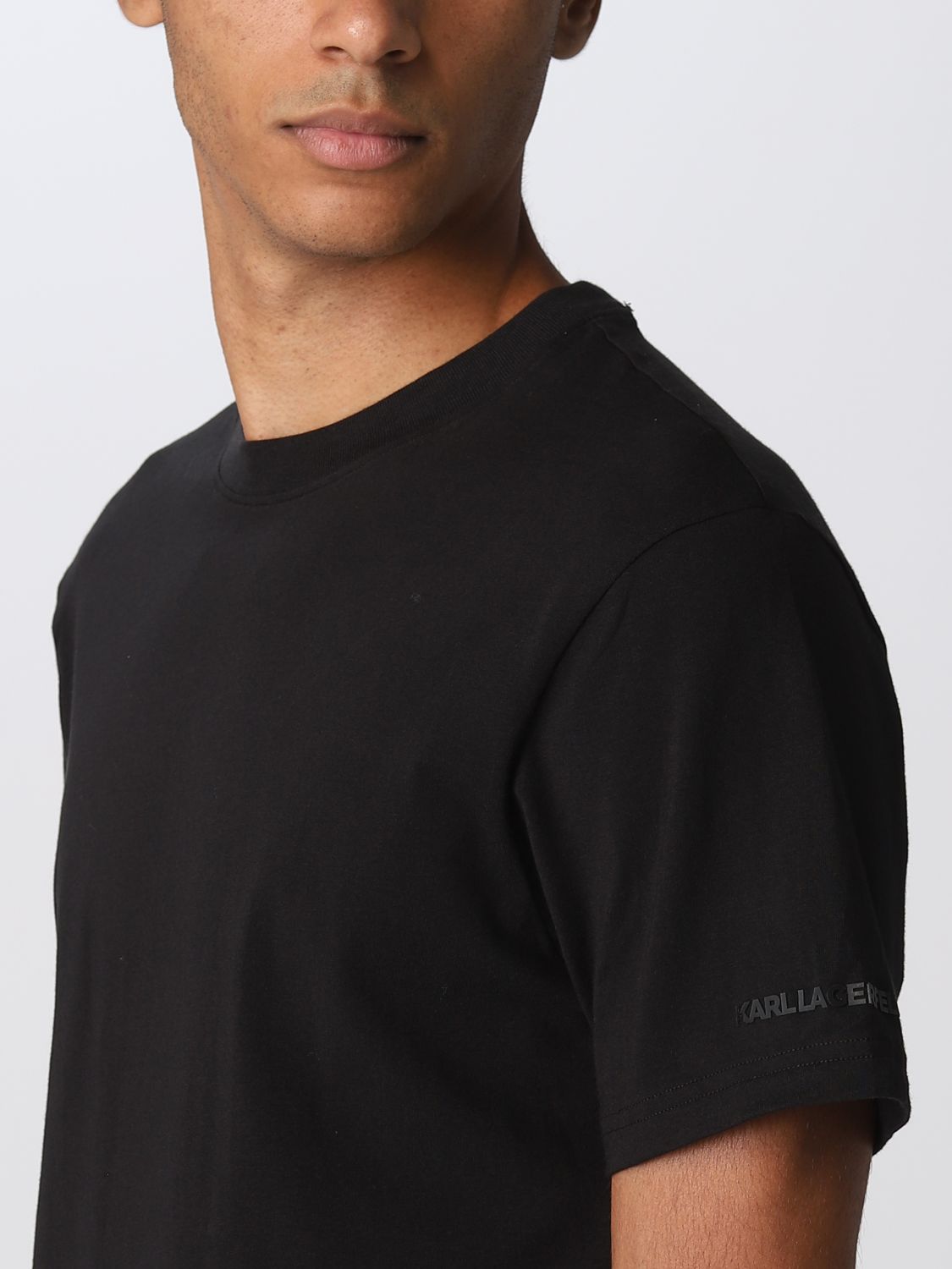 T-Shirt Men color Black
